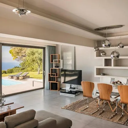 Grande Azzurro In Βίλα Λακήθρα