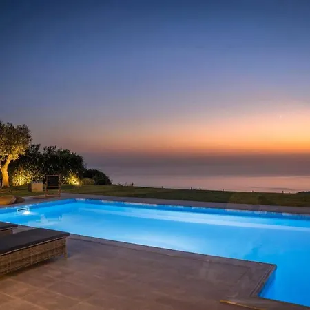 Grande Azzurro In Villa Lakíthra