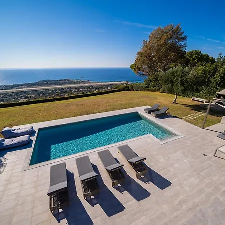 Βίλα Grande Azzurro In Λακήθρα