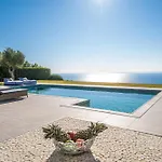 فيلة Grande Azzurro In *