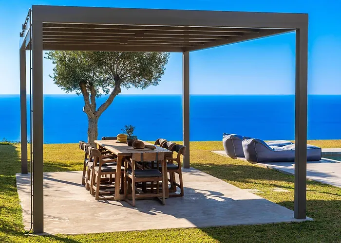 Grande Azzurro In * Λακήθρα